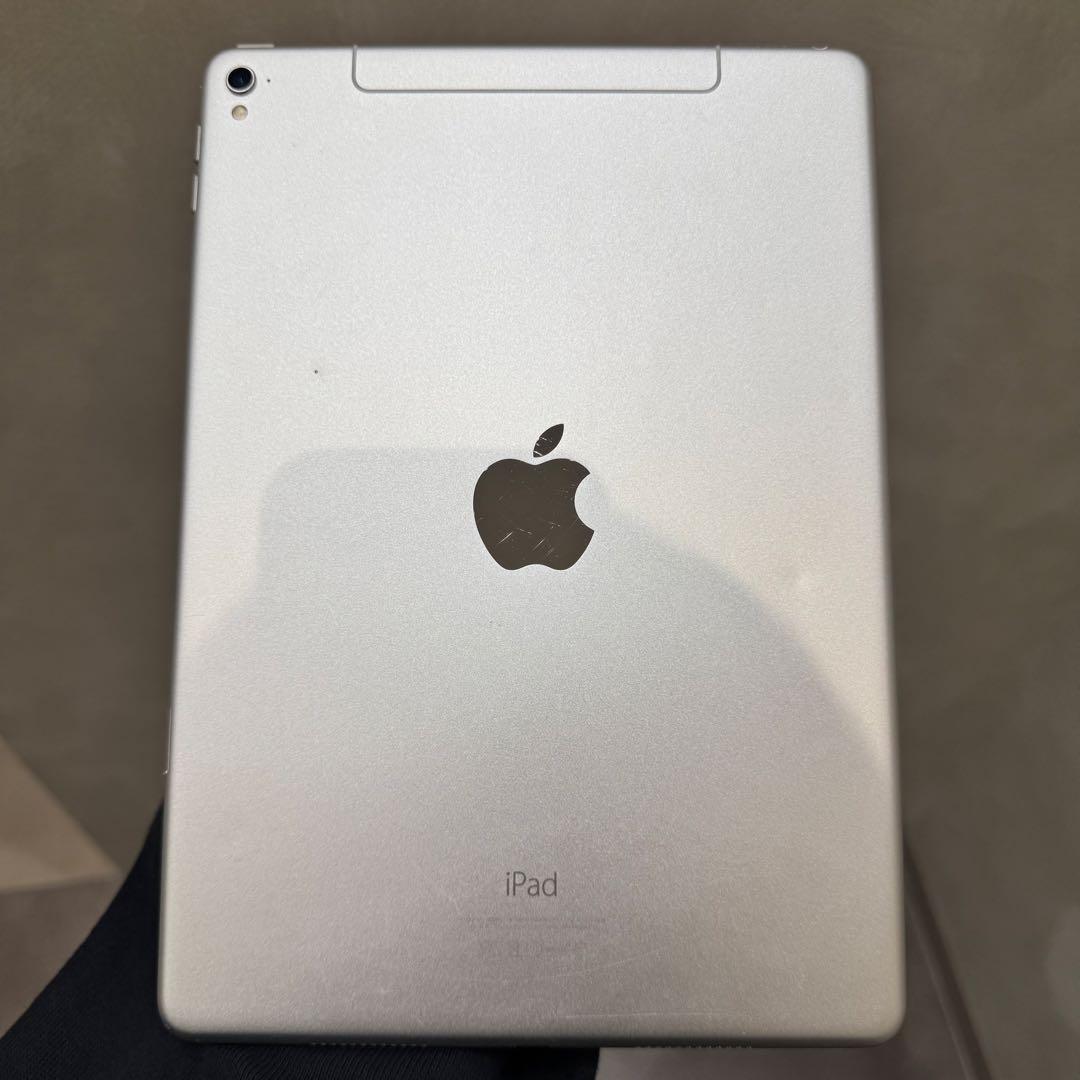 iPad Pro第1世代 128GB シルバー