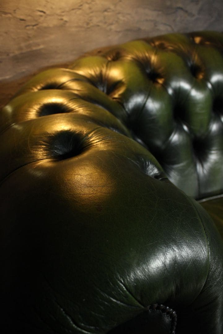 首都圏送無料〜英国チェスターフィールド 伝統キャスター式 総本革 輸入 ソファ