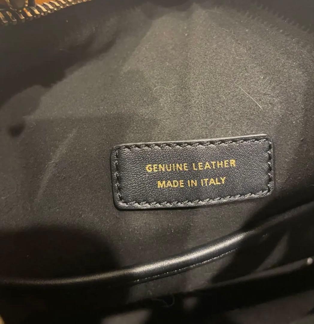 TOD’S トッズ Tタイムレス ホーボーバッグ ブラック ゴールド金具 レザー