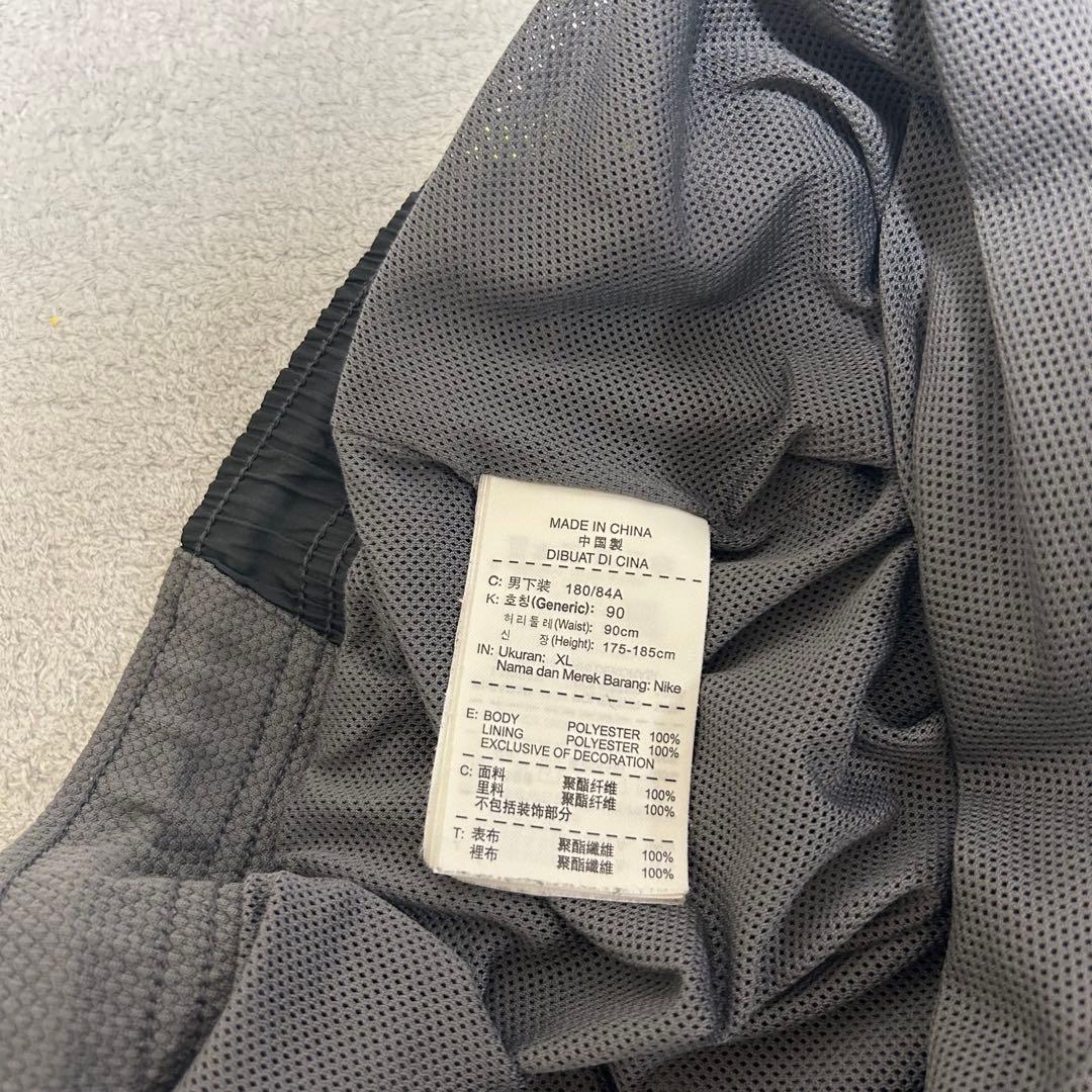 ナイキ スウッシュ ピステ 上下セット ナイロン 黒 グレー 蛍光イエロー XL