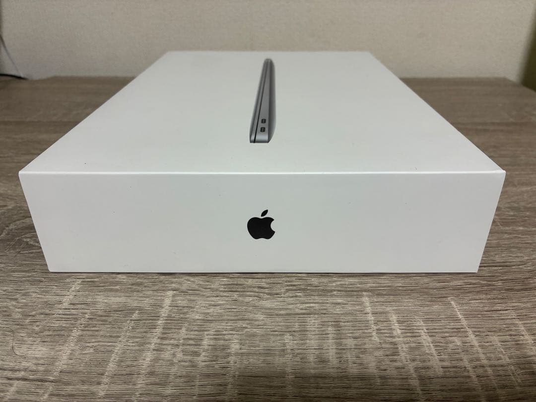 【超美品】Apple MacBook Air 13インチ スペースグレー