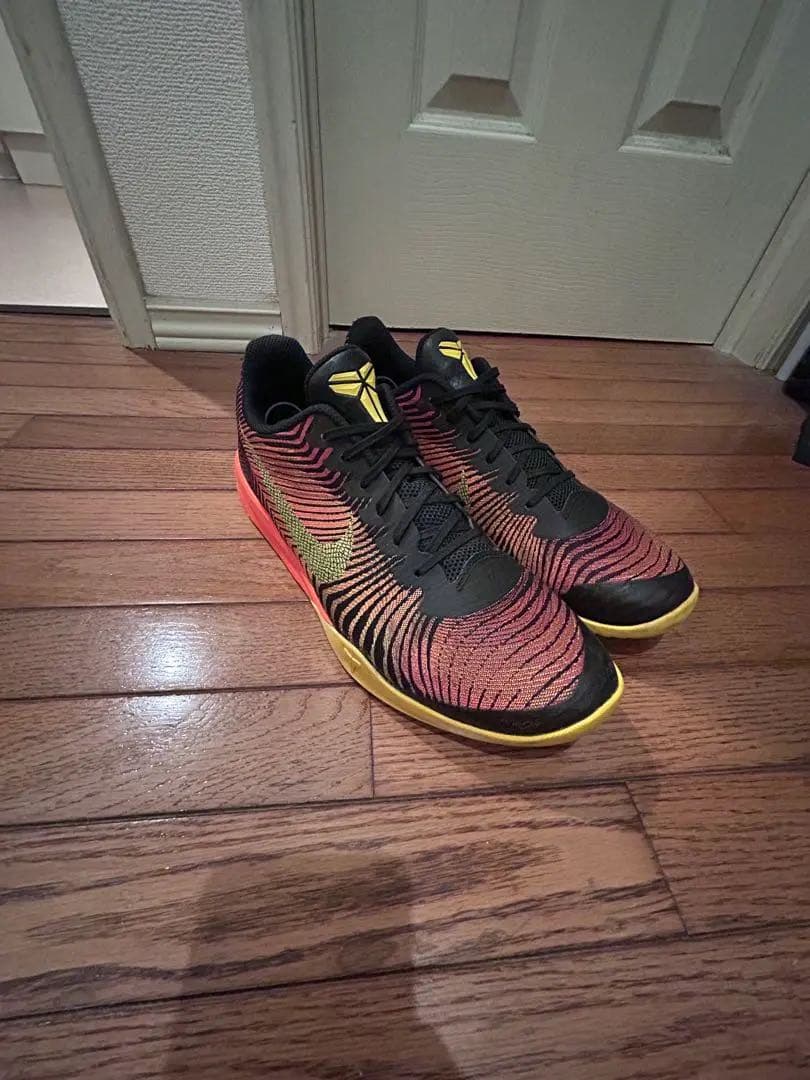 ナイキ Kobe Mentality 2 'Thunder' ブラック