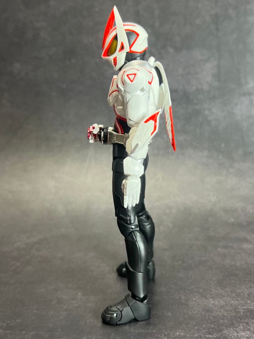 S.H.Figuarts仮面ライダーギーツブーストマークIII開封品