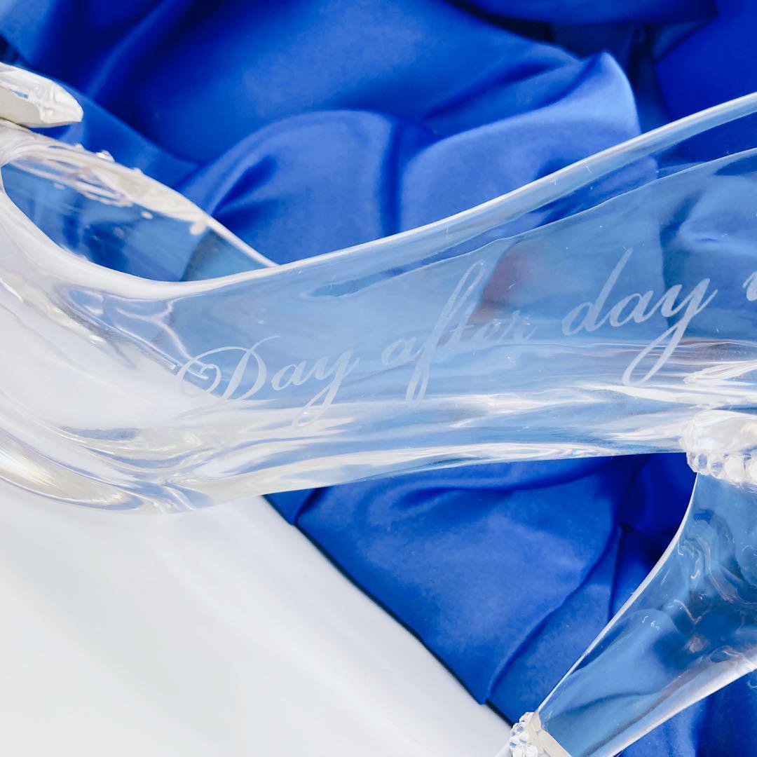 本当に履けるガラスの靴 エマ EMMA デコレーションハート リングバラ付き