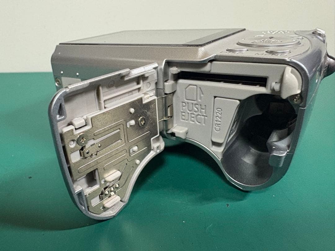 Canon PowerShot A540 中古　綺麗　新品1GB SDカード付