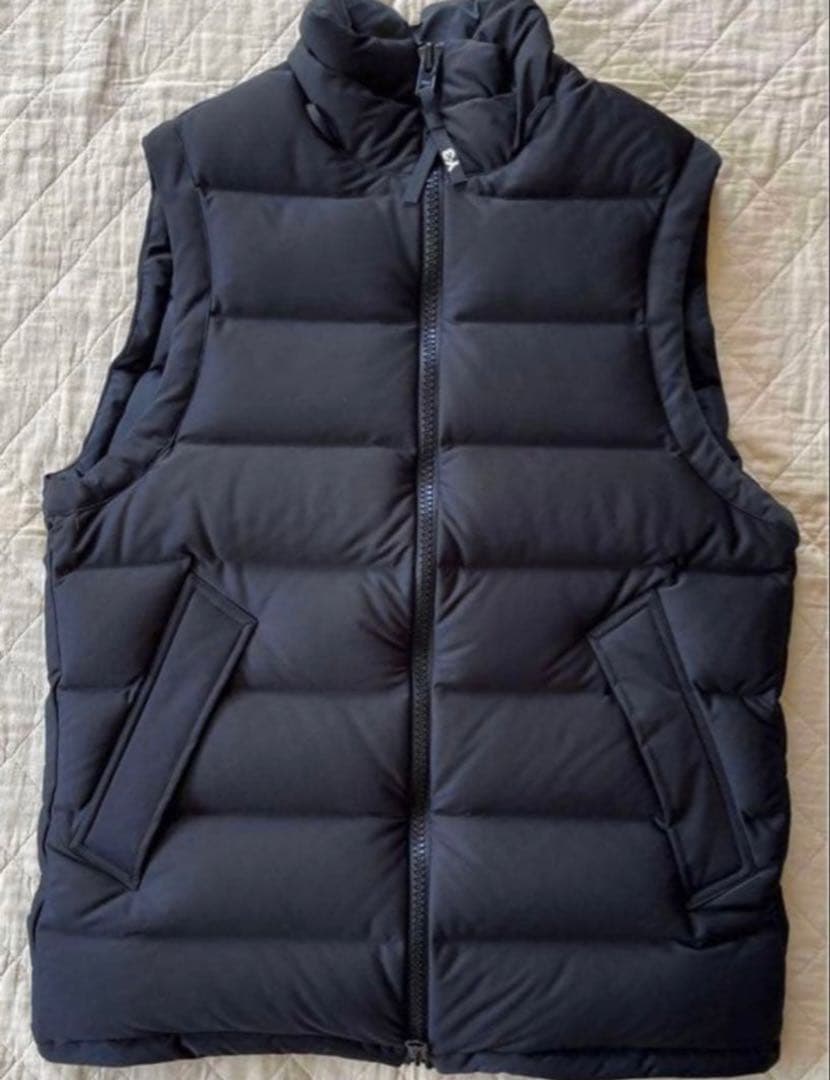 Y-3　ワイスリー　ヨウジヤマモト　アウター　ダウンベスト　ダウン　ベスト　XS