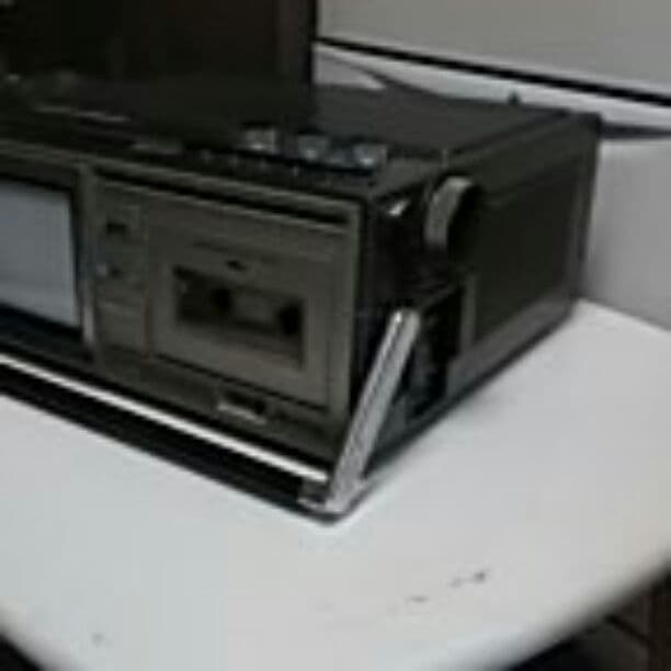 ＦＭAMラジオカラーテレビジョンカセットレコーダー