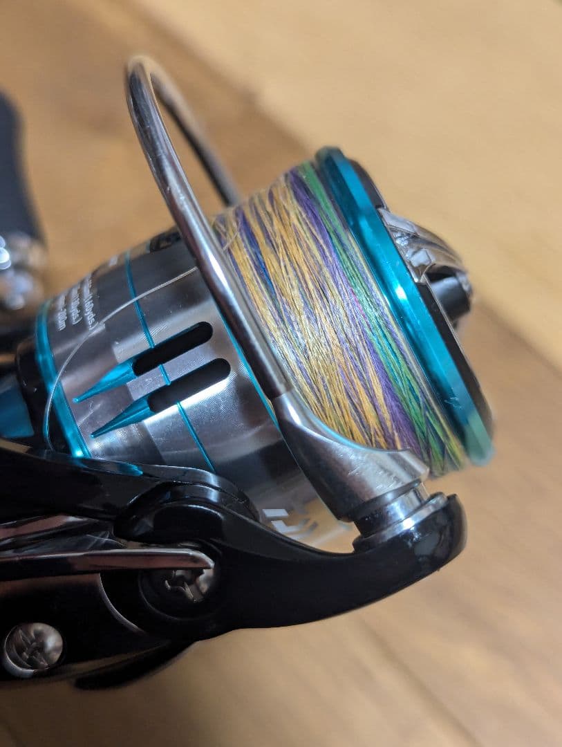 DAIWA 19エメラルダス　LT 2500S-H-DH