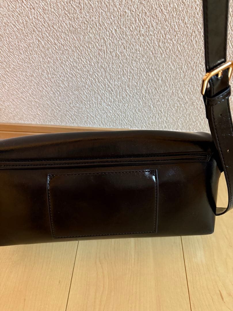 アダムエロペ ショルダーバッグ 新品未使用