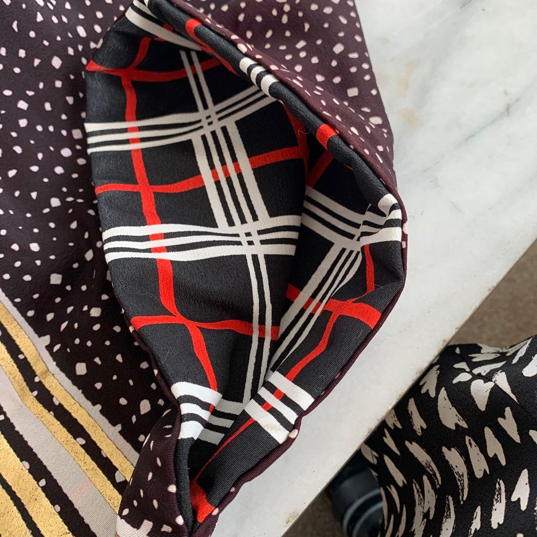 男踊り衣装　黒地に金