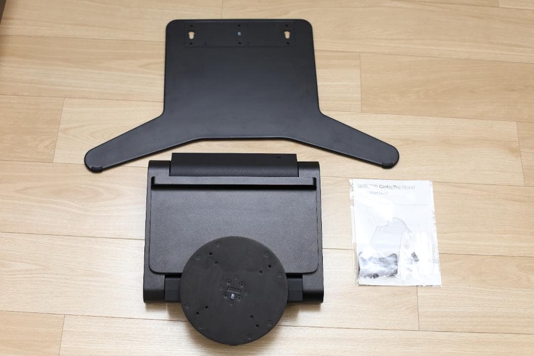 液タブ・ペンタブ Wacom Cintiq Pro 27 Stand ACK64801KZ