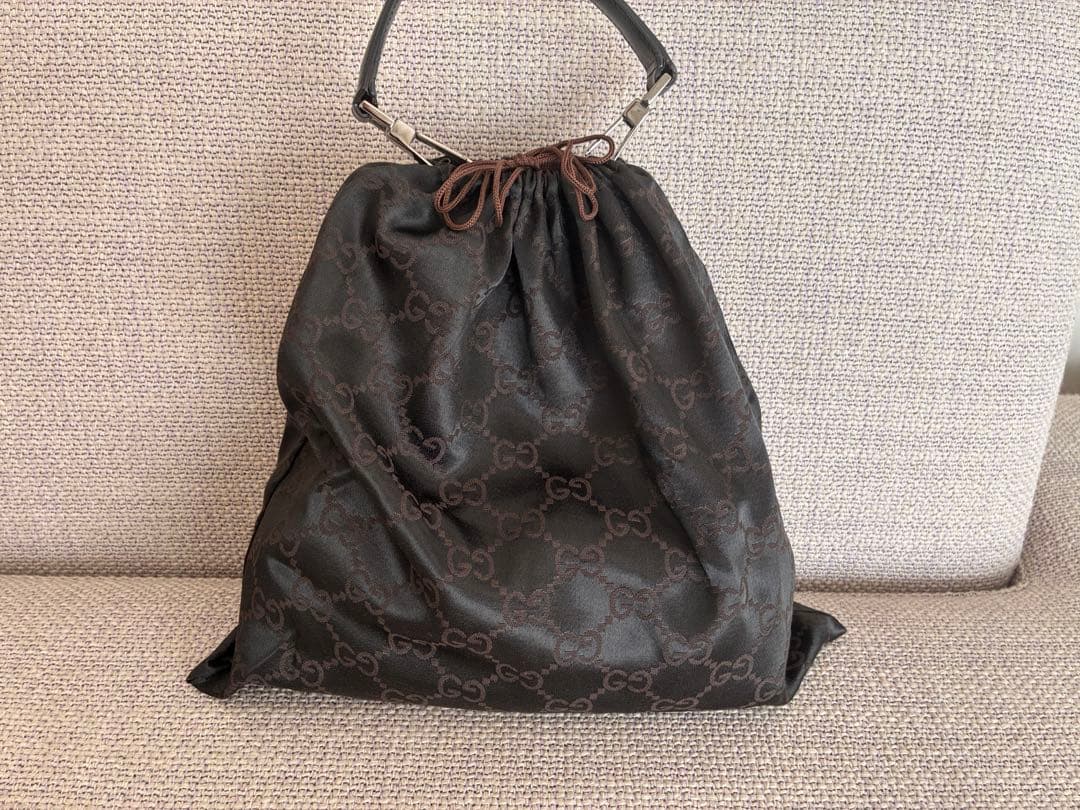 【GUCCI】ブラックスエード ショルダーバッグ