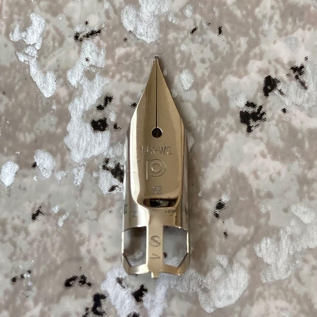 #177 オーバーホール済み 万年筆 PLATINUM 蝕刻 14k WG