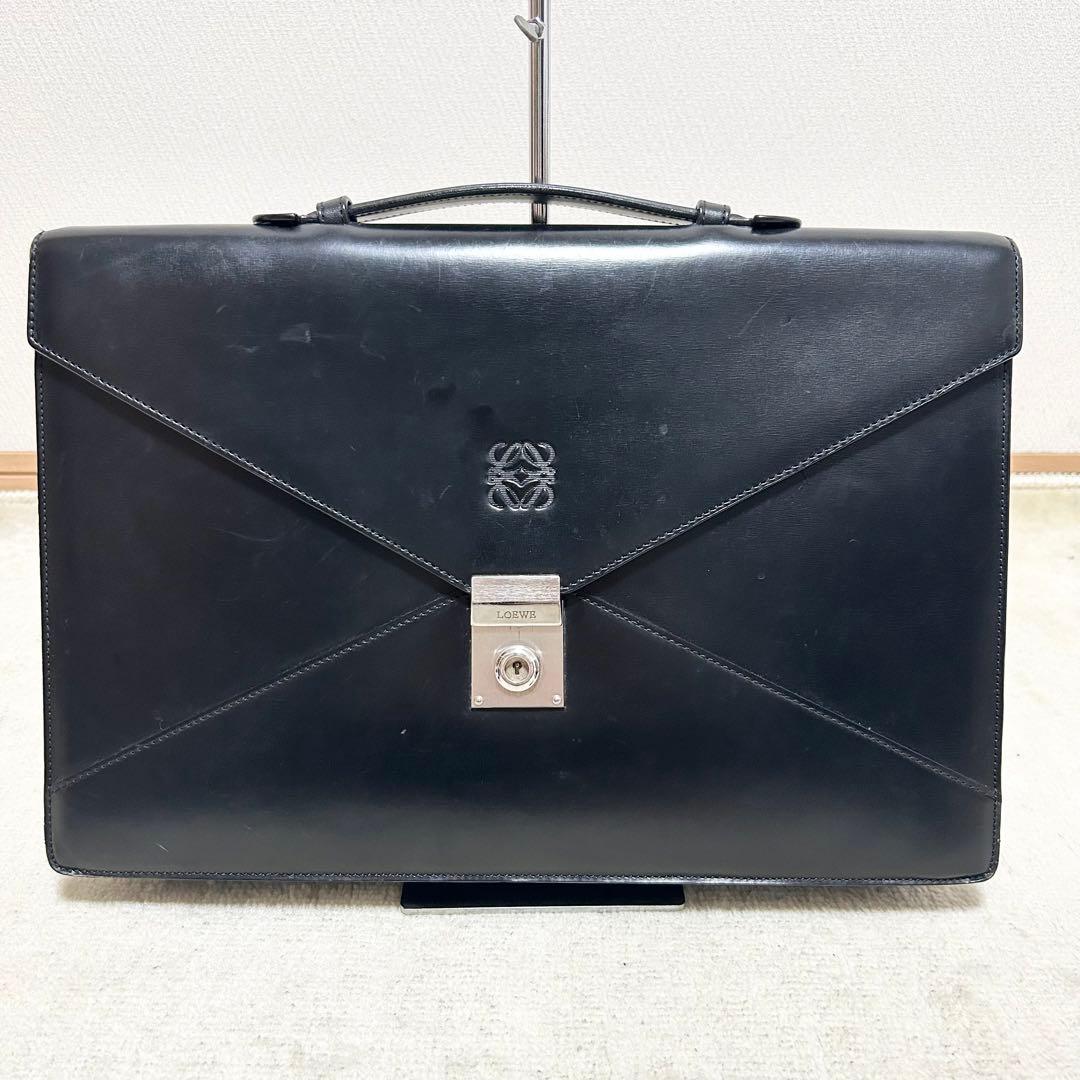 希少　ロエベ ディプロマティコ ビジネスバッグ アナグラム 型押し レザー 黒