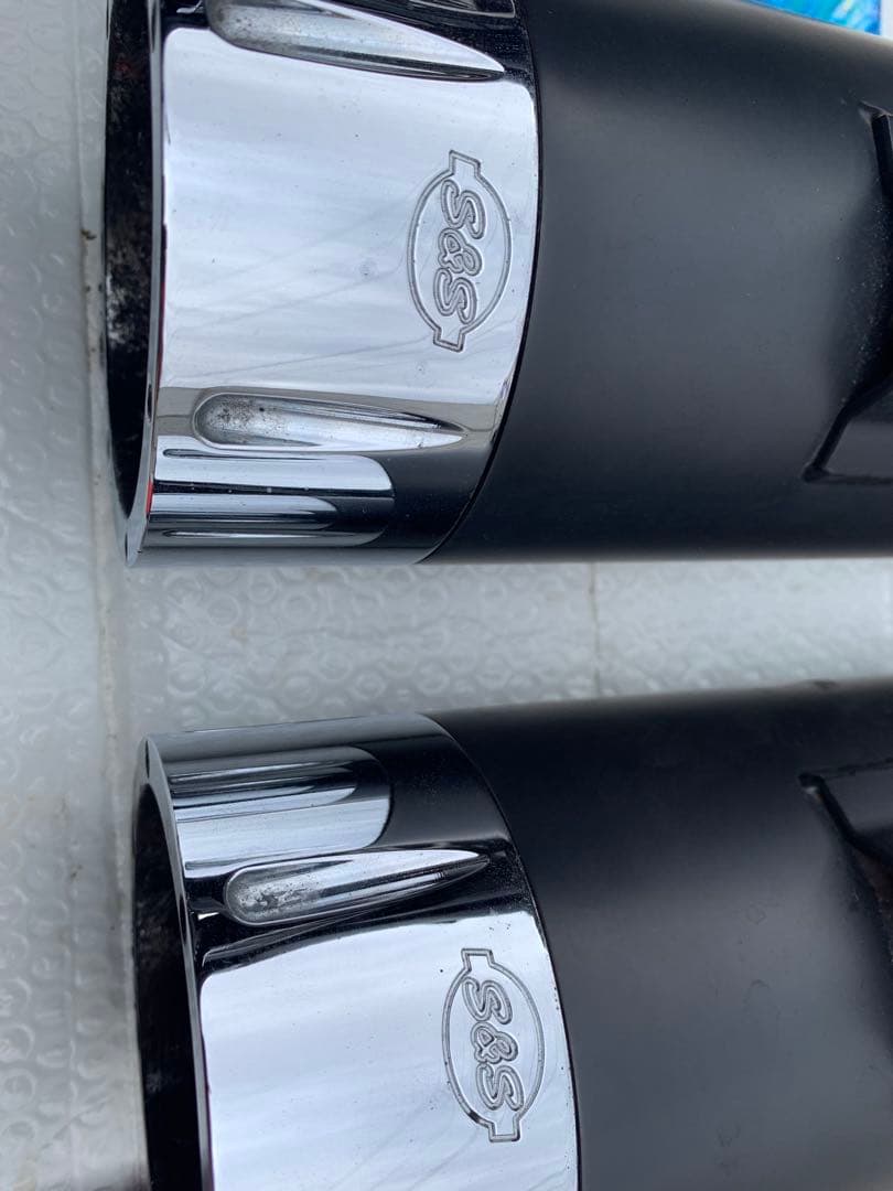 ハーレー ツーリング　マフラー