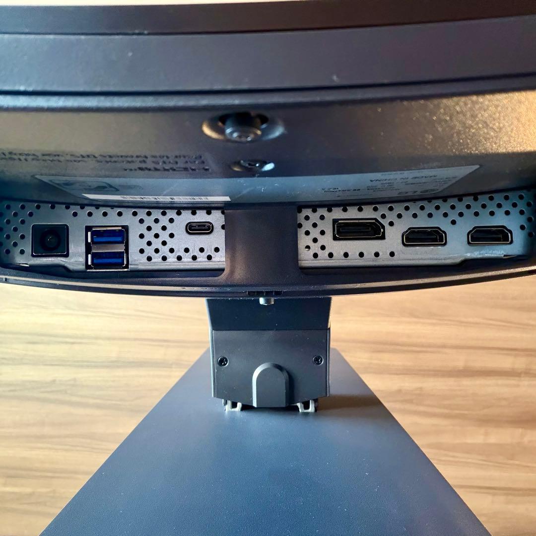 LG UltraGear 5K OLED 45GX950A-B 44.5インチ