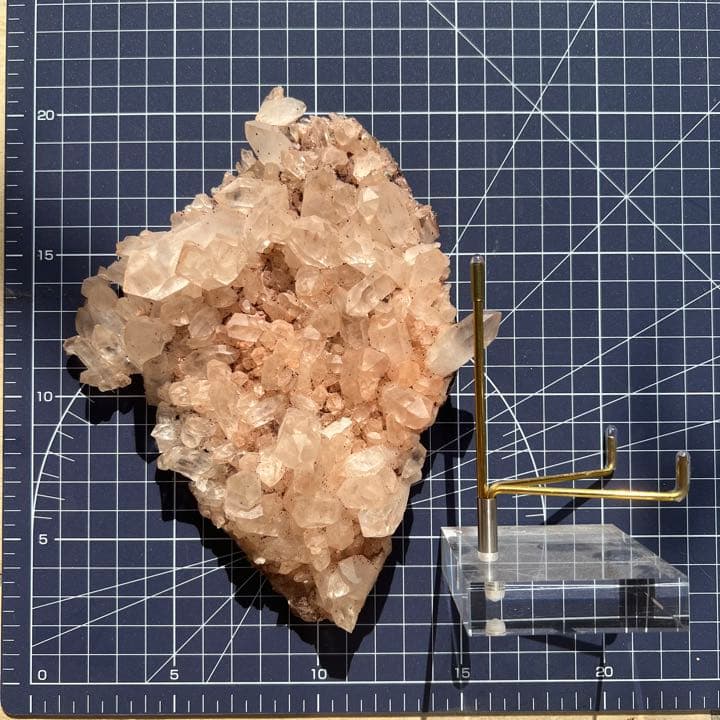 ピンクヒマラヤクォーツクラスター