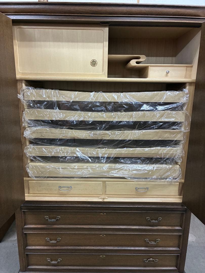 収納桐箪笥