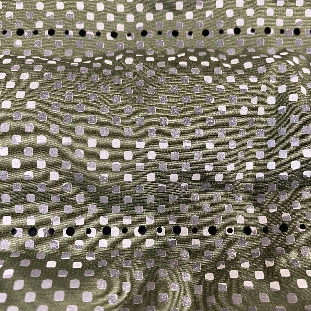 NIKE ランニング　エアロロフト 800 ダウン　ベスト　緑　黒　カモフラ　L