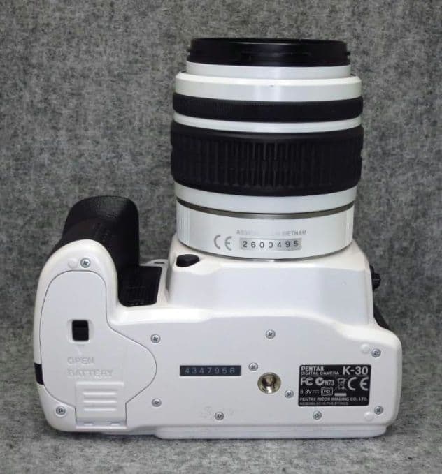 PENTAX K-30 ホワイト　標準ズームレンズDAL18-55mmAL付
