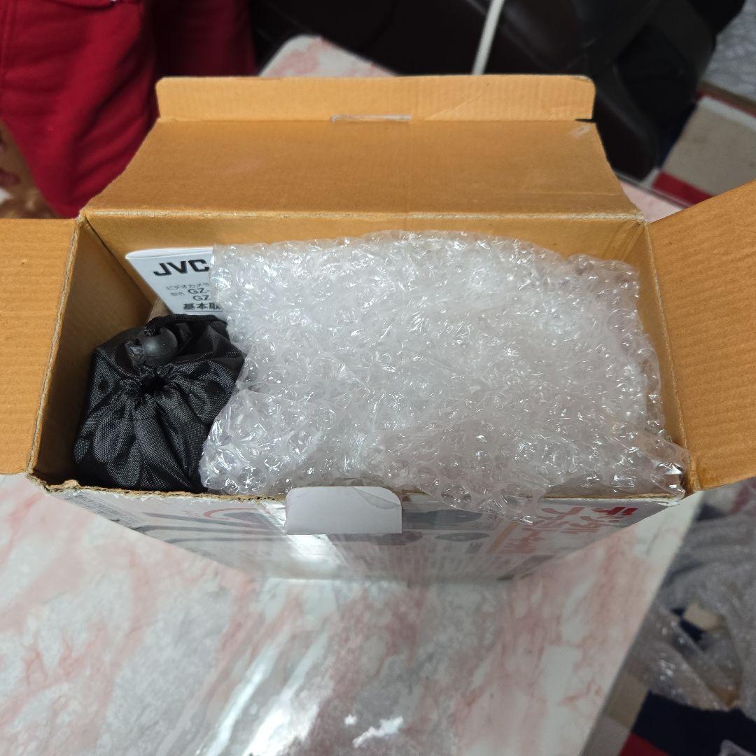 ビデオカメラEveio GZーE265NとデジタルファミリーキットVI