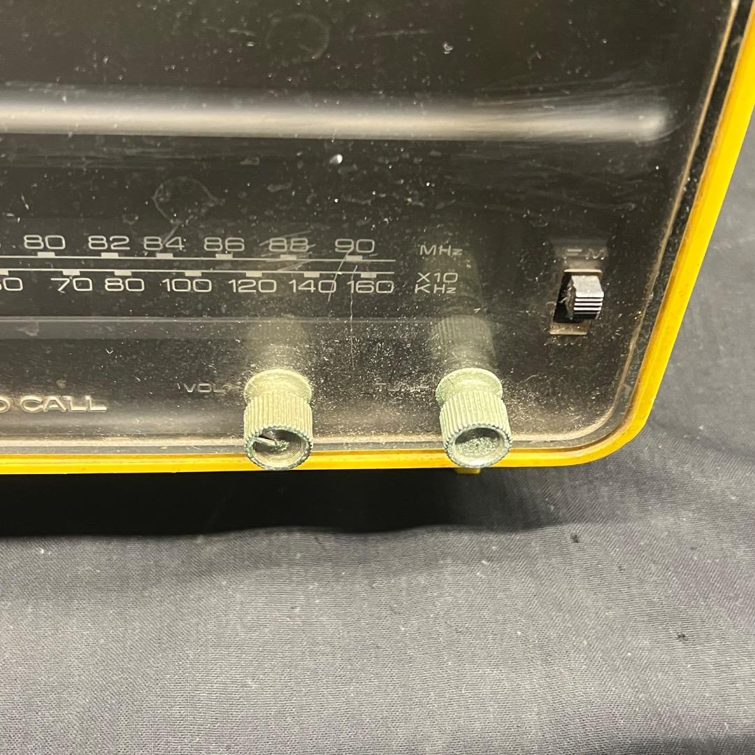 〇Kc左1032 昭和レトロ セイコー ラジオ付 パタパタ時計 イエロー