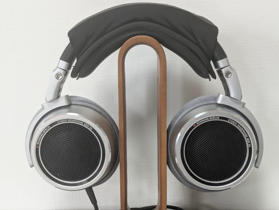 【美品・防湿保管】NEUMANN NDH 30 ヘッドホン