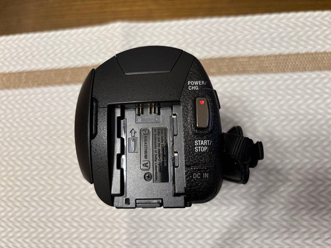 FDR-AX45A（バッテリー2個、広角レンズ付）