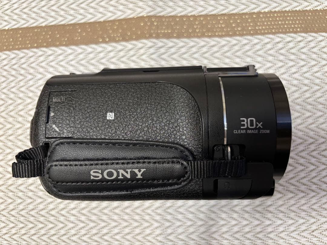 FDR-AX45A（バッテリー2個、広角レンズ付）