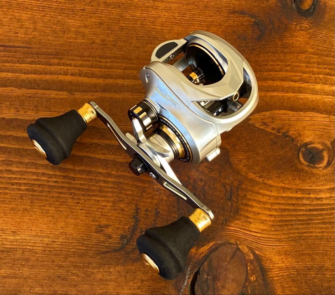 ジギングリール　ダブルハンドル　右ハンドル　ベイトリール　軽量　船釣り　海釣り