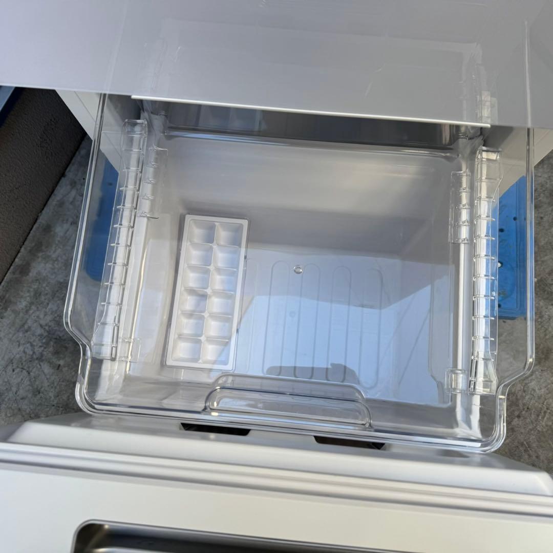 198⭐️2022年製美品★シャープ　冷蔵庫　右、左開き　ガラス扉　一人暮らし