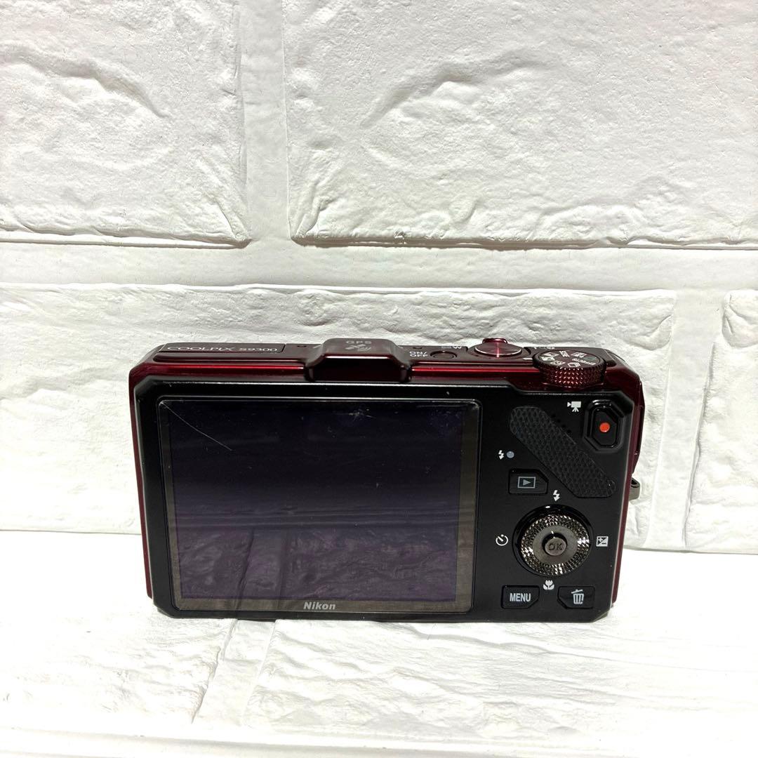 美品 Nikon COOLPIX S9300 インペリアルレッド
