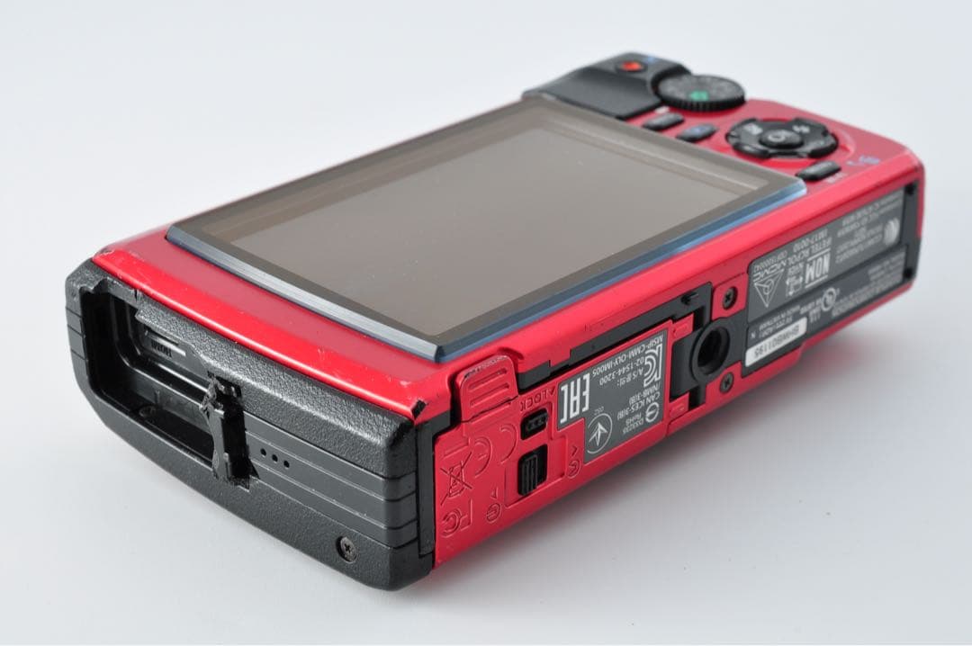 オリンパス　OLYMPUS Tough TG-5