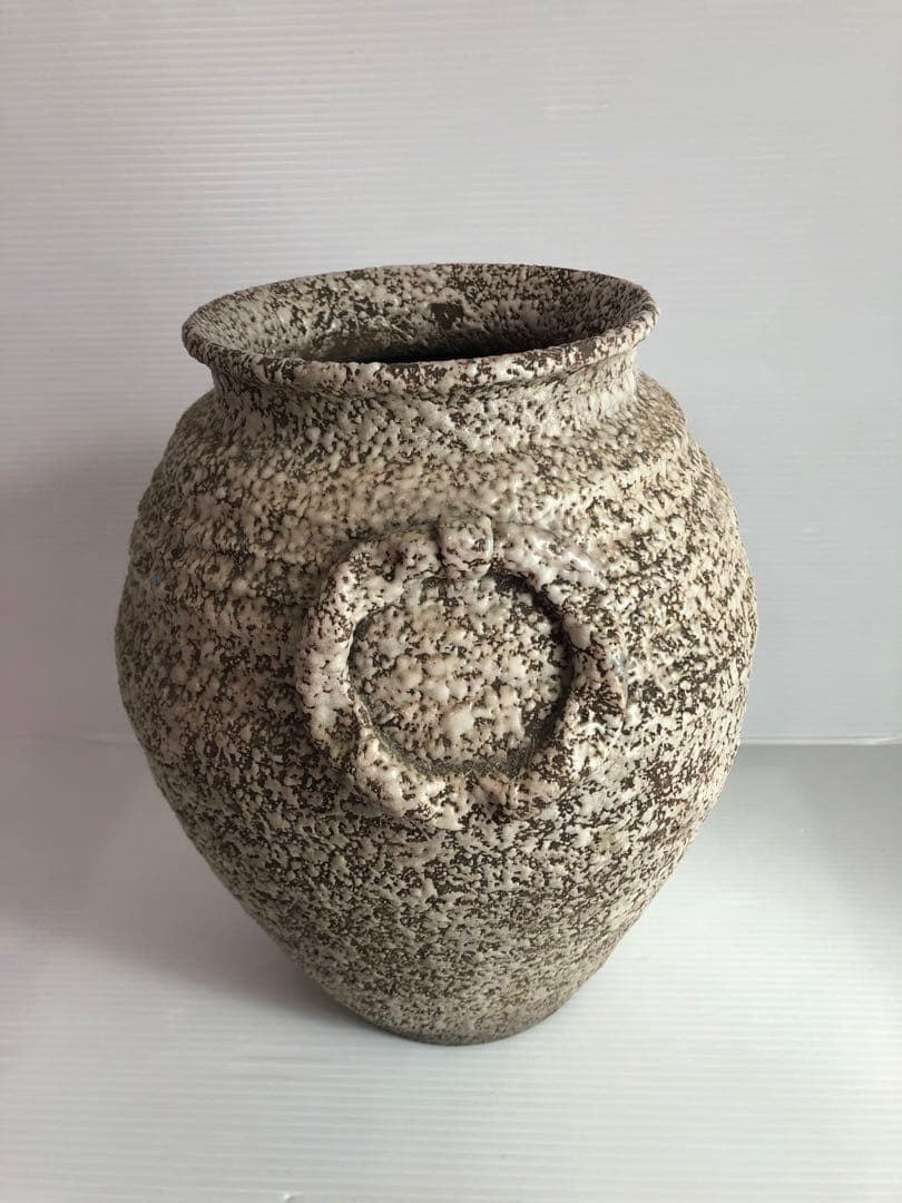 大きなつぼ　剣山　花瓶 壺 花器 花入 骨董品 骨董 茶道具 信楽焼？ 陶器壺
