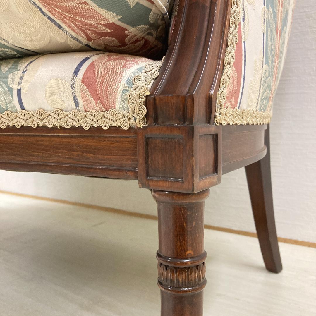 アンティーク調　クラシック　２人掛けソファ　ラブソファ　コンパクト