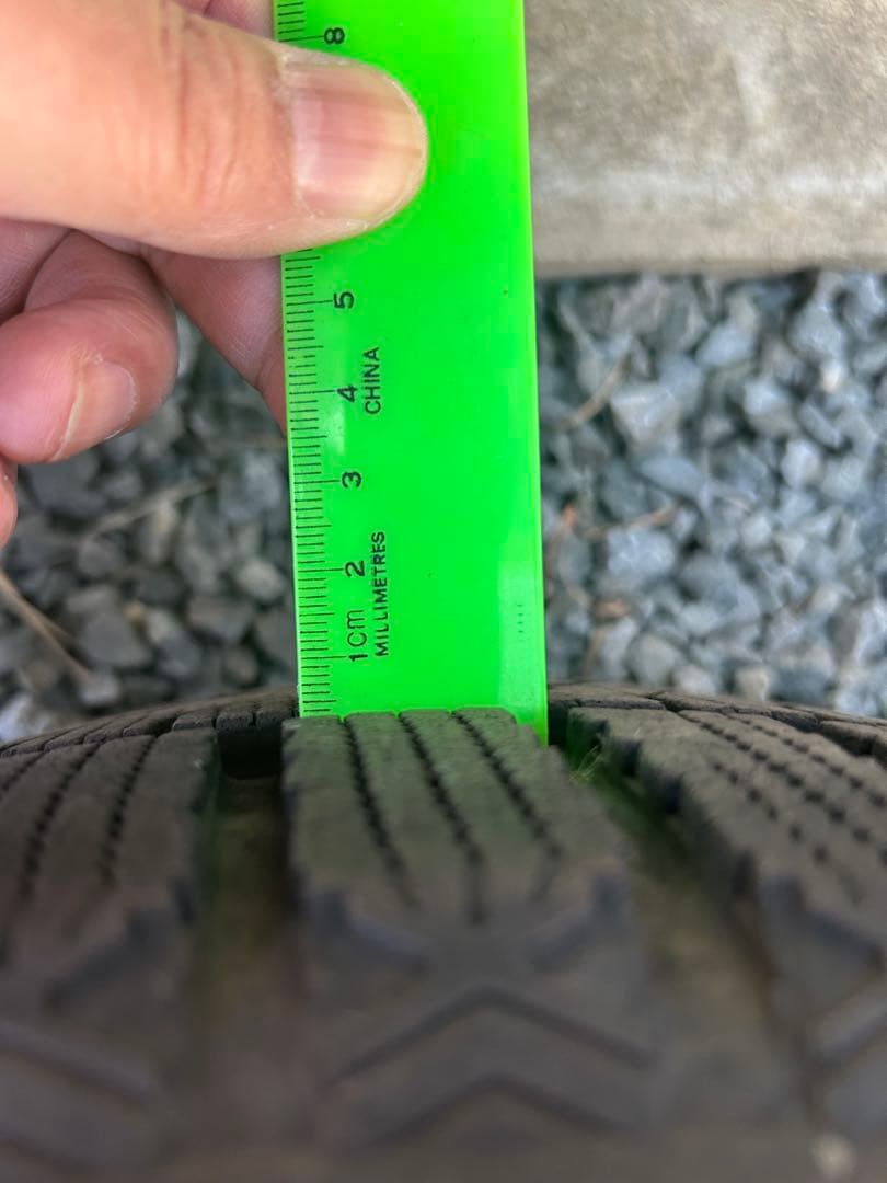 ベンツw176 A180 17㌅225/45 R17 4本セット　スタッドレス