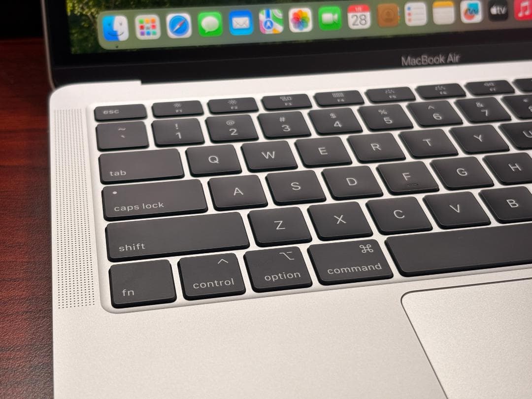 MacBook本体 MacBook Air 2020 16GB/512GB