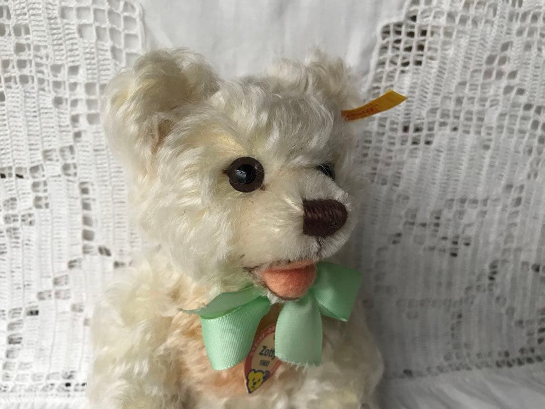 Steiff テディベアのZotty