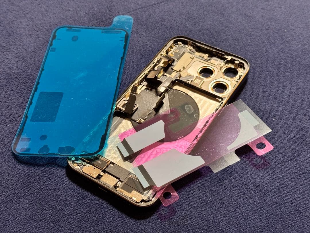 iPhone15ProMax ブラックチタニウム 純正フレーム 背面ガラス