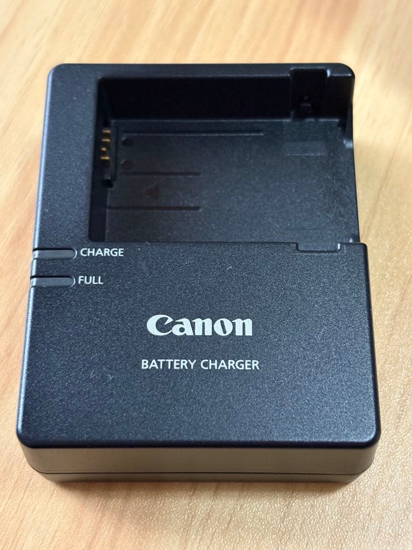 Canon EOS Kiss X4 一眼レフカメラ ダブルレンズ