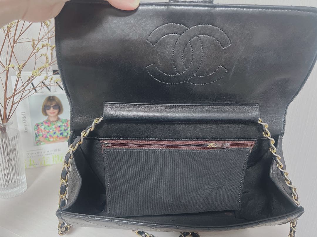 Chanel ブラック ショルダーバッグ