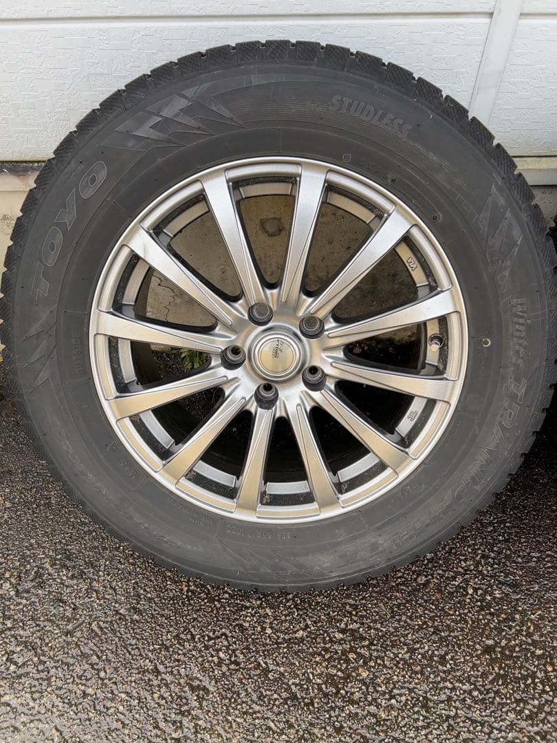 スタッドレスタイヤ 4本セット225/65R17 T32