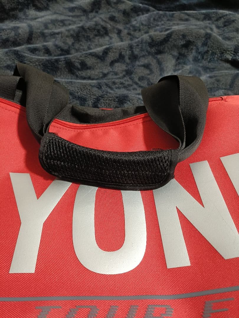 美品　YONEX ヨネックス　プロシリーズ　92031W ラケットバッグ　レア！