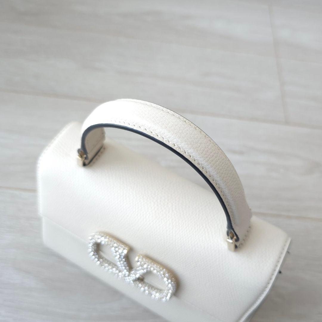 訳あり極美品【ヴァレンティノ】Vスリング　ジュエル　スモール　ハンドバッグ