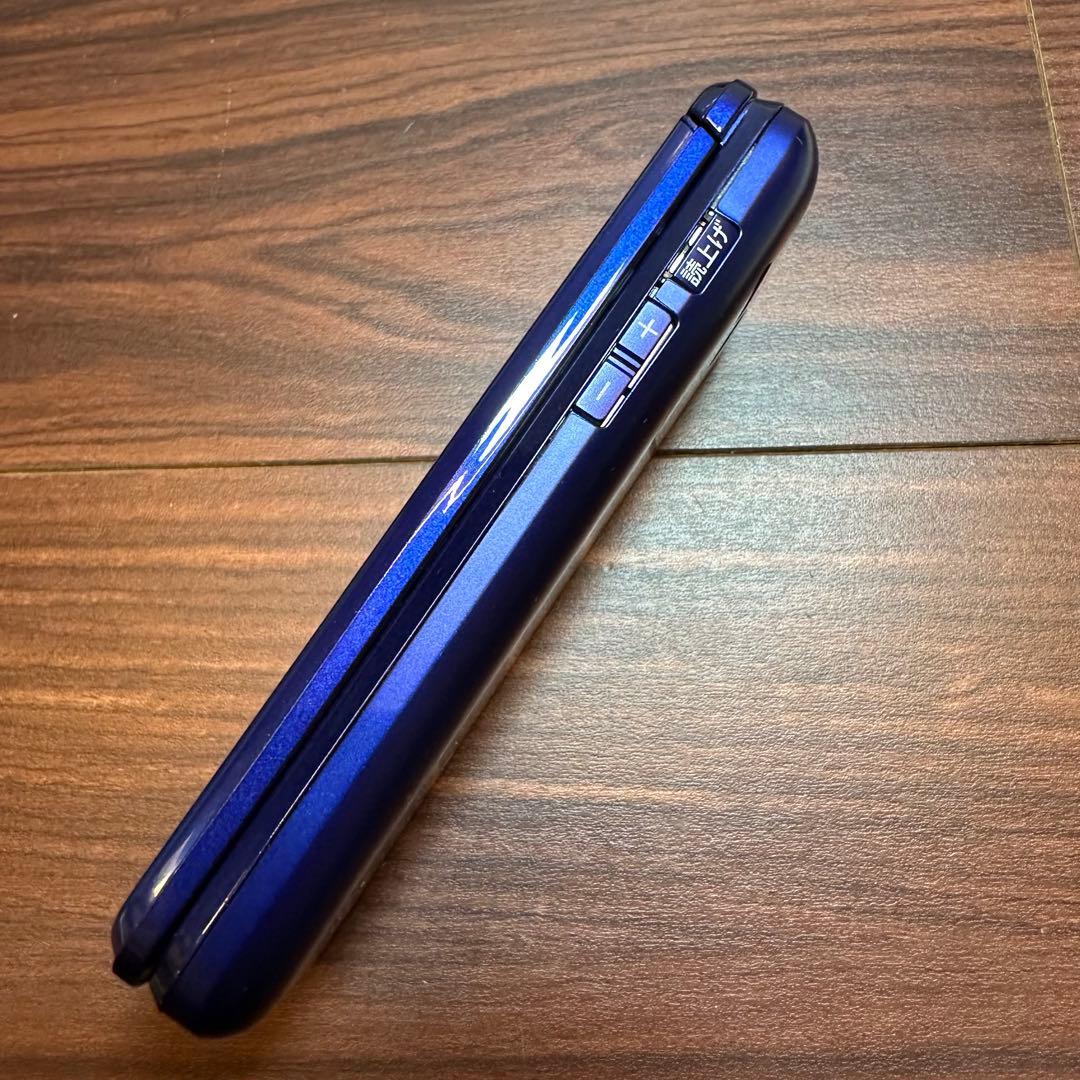 au KYOCERA KYF41SLA かんたんケータイ ガラケー 5304