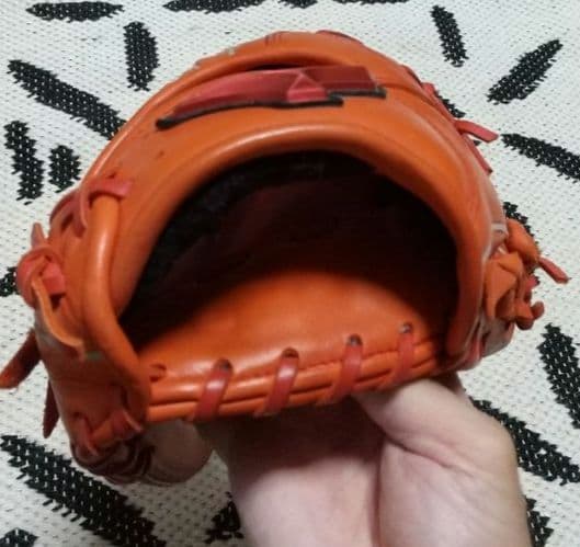 ミズノ 軟式グローブ オレンジ 内野手用