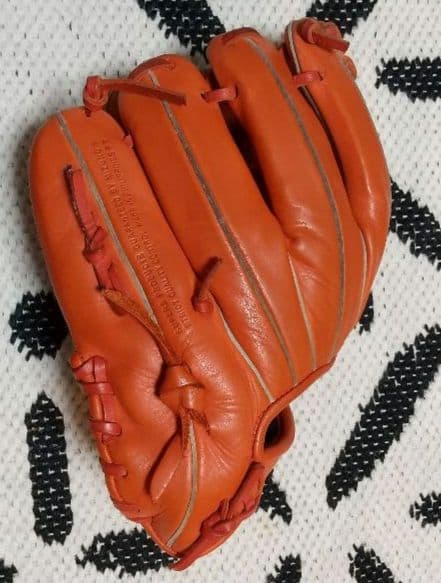 ミズノ 軟式グローブ オレンジ 内野手用