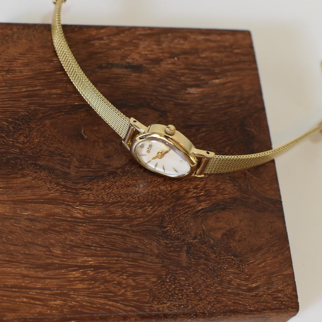 〇 ete 〇エテ　　腕時計　ジェムフェイス　レディース　　ダイヤ