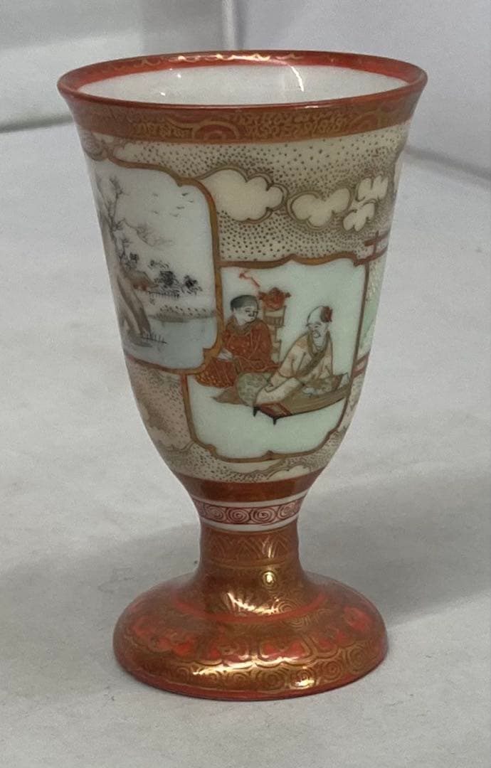 B548s「赤絵金彩馬上盃　2個」 大日本九谷製　内側山水絵　酒器　明治時代