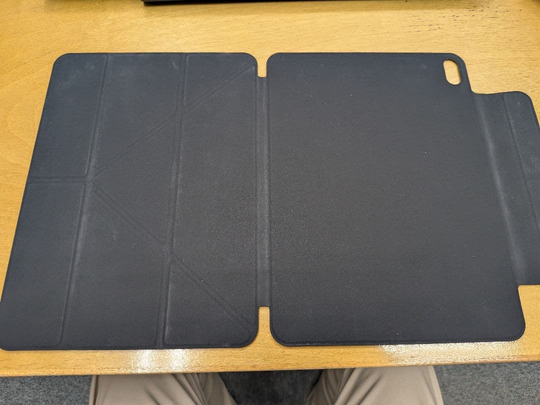 SIMフリー iPad Air M3 11インチ 128GB充放電回数７回ケース